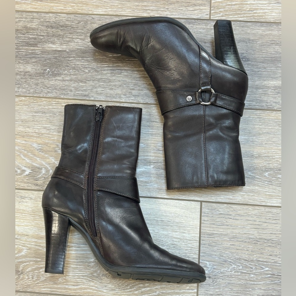 Etienne Aigner Boots Sz 7M Yarden Brown Leather Zip Heel Academia Preppy Office